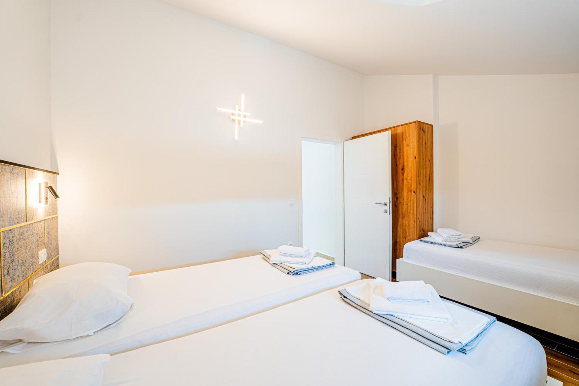 Resort Trcol ノヴァリャ エクステリア 写真