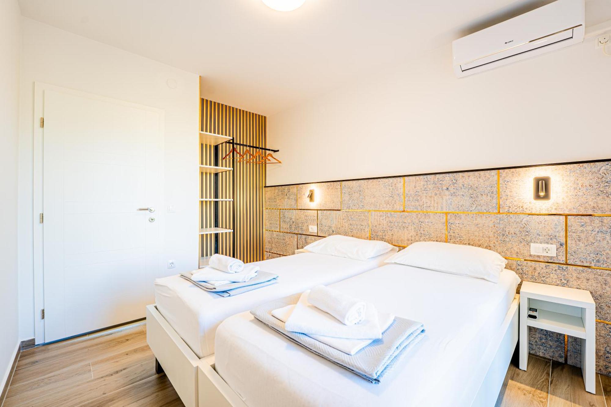 Resort Trcol ノヴァリャ エクステリア 写真